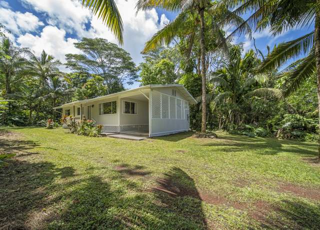 Property at 15-2726 Manini St, Pahoa, HI 96778, 3 beds, 1.5 baths