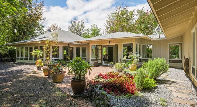 Property at 71-1637 Puu Lani Dr, Kailua-Kona, HI 96740, 3 beds, 3 baths