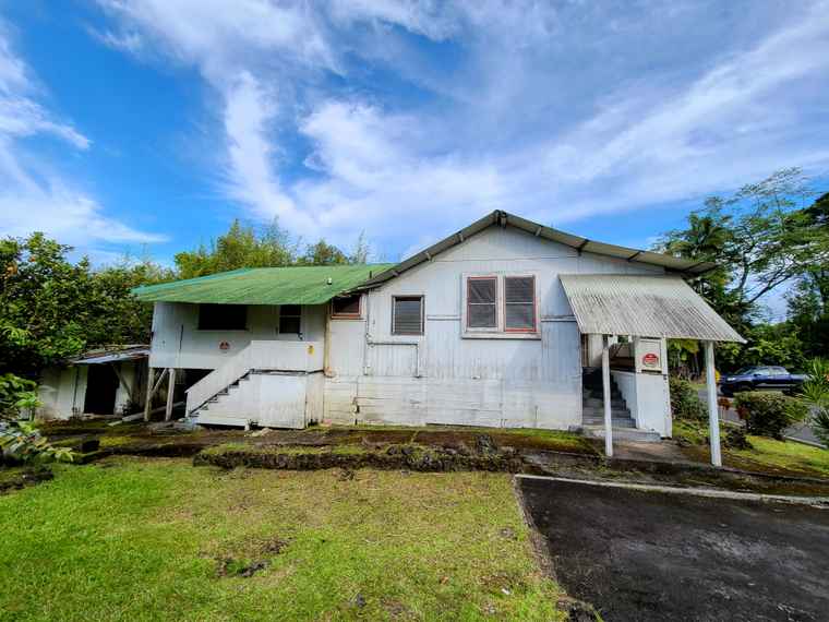 Photo of 2126 Waianuenue Ave Hilo, HI 96720