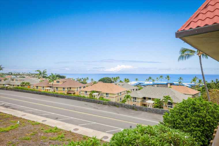 Photo of 75-5873 Walua Rd #312 Kailua-Kona, HI 96740