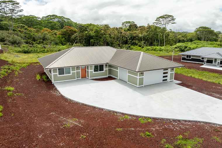 Photo of 2672 Kuku St Hilo, HI 96720