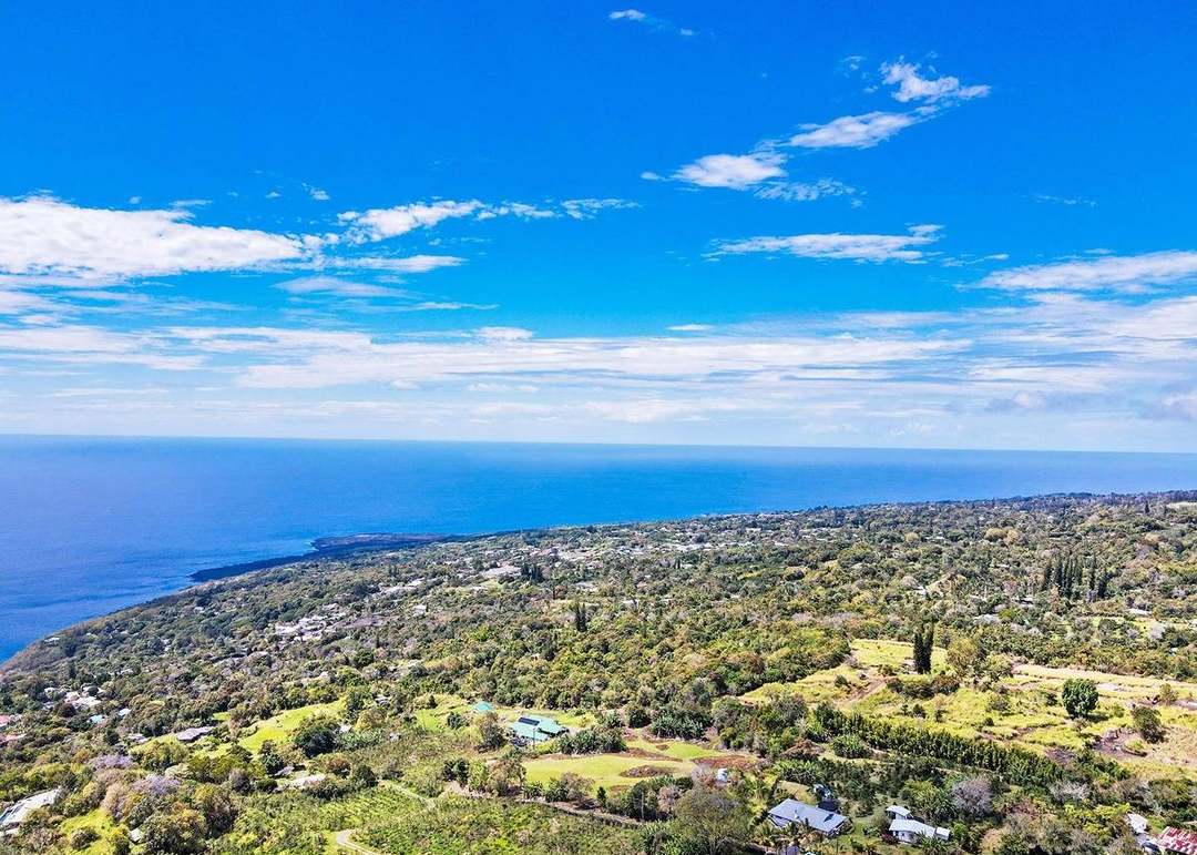 Private Rd, Captain Cook, HI 96704