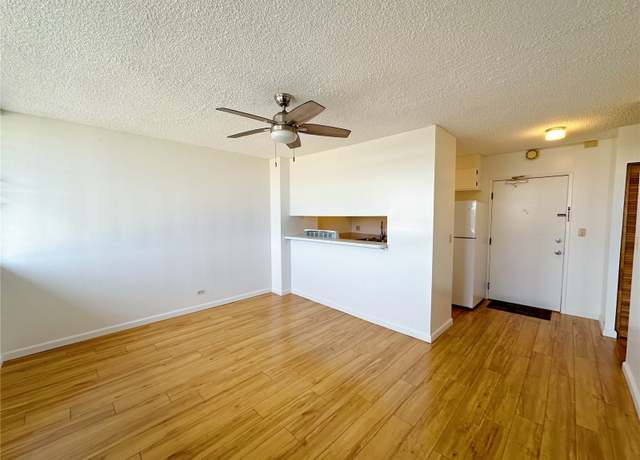 Property at 2977 Ala Ilima St #809, Honolulu, HI 96818, 2 beds, 1 bath