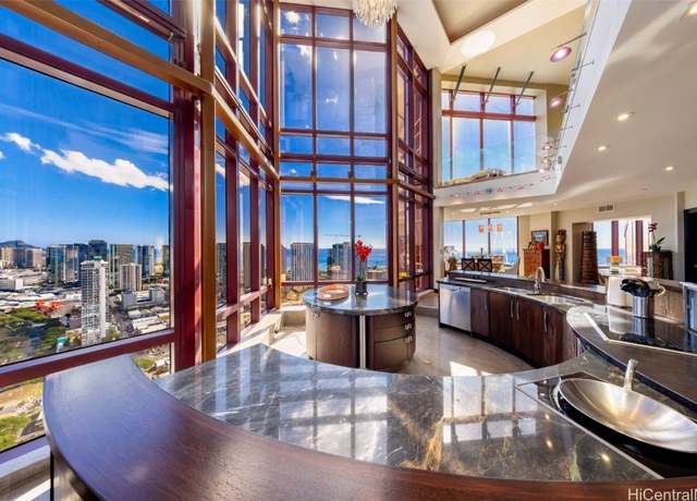 Property at 725 Kapiolani Blvd #3901, Honolulu, HI 96813, 3 beds, 3.5 baths