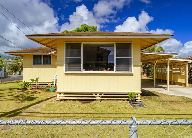 Property at 327 Kihapai St, Kailua, HI 96734, 3 beds, 1 bath