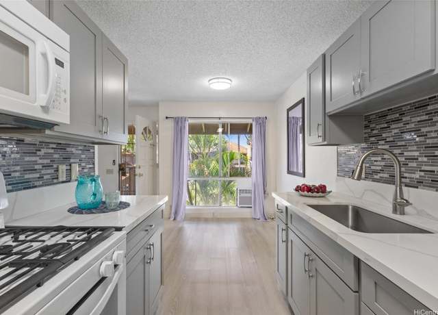 Property at 91-1040 Puamaeole St Unit 13R, Ewa Beach, HI 96706, 2 beds, 1.5 baths