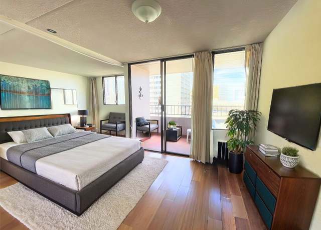 Property at 2240 Kuhio Ave #1210, Honolulu, HI 96815, 1 bed, 1 bath