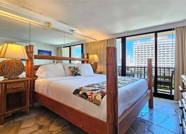 Property at 2425 Kuhio Ave #1104, Honolulu, HI 96815, 1 bed, 1 bath