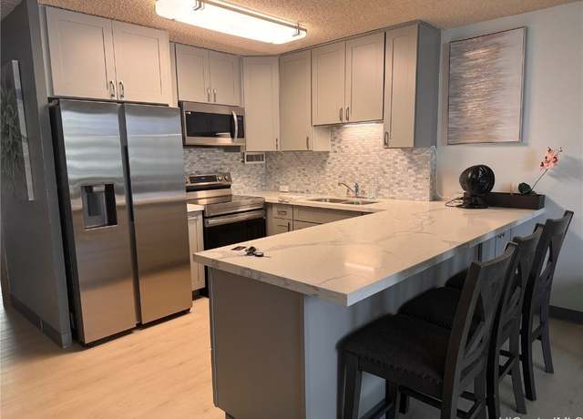 Property at 1720 Ala Moana Blvd Unit A407, Honolulu, HI 96815, 2 beds, 1 bath