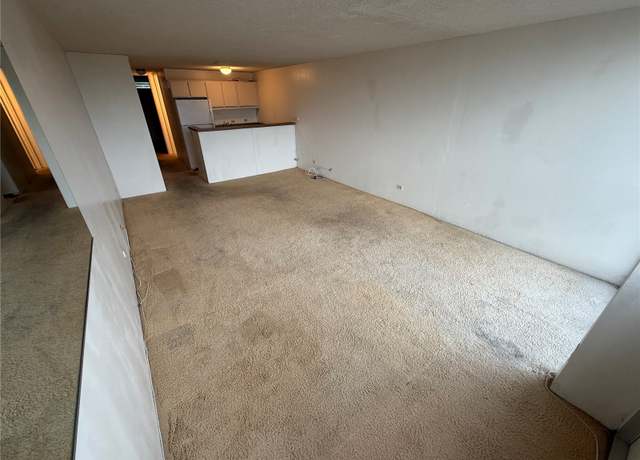 Property at 2611 Ala Wai St #806, Honolulu, HI 96815, 1 bed, 1 bath