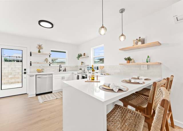 Property at 631 Punaa St Unit A, Kailua, HI 96734, 2 beds, 1 bath