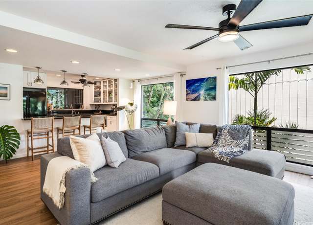 Property at 45-180 Mahalani Pl #10, Kaneohe, HI 96744, 2 beds, 2.5 baths