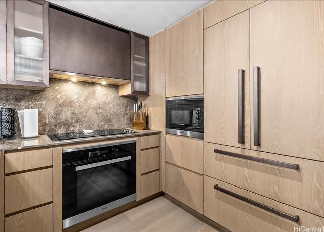 Property at 1000 Auahi St #3107, Honolulu, HI 96814, 2 beds, 2 baths