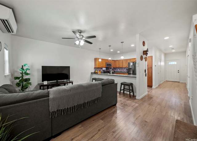 Property at 478 Kunehi St #105, Kapolei, HI 96707, 3 beds, 2.5 baths