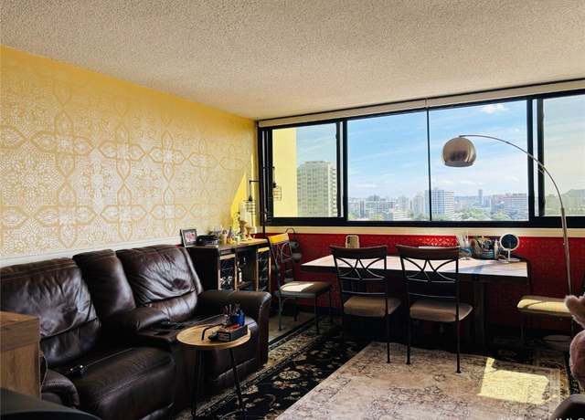 Property at 1571 Piikoi St #1204, Honolulu, HI 96822, 1 bed, 1 bath