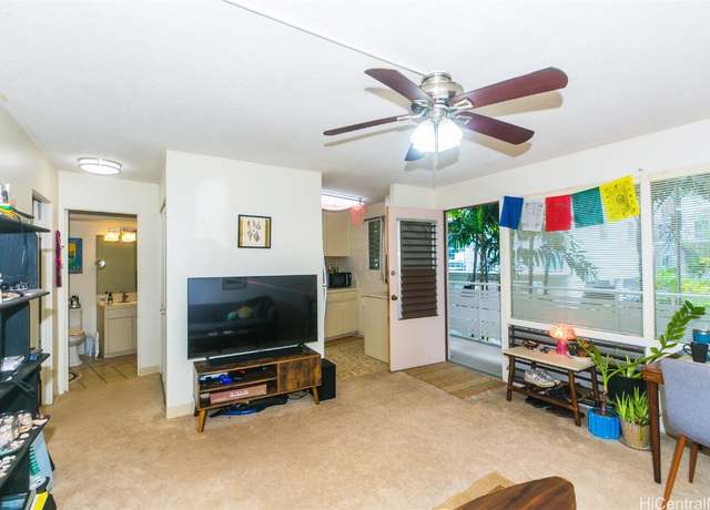 Property at 1330 Wilder Ave #212, Honolulu, HI 96822, 1 bed, 1 bath