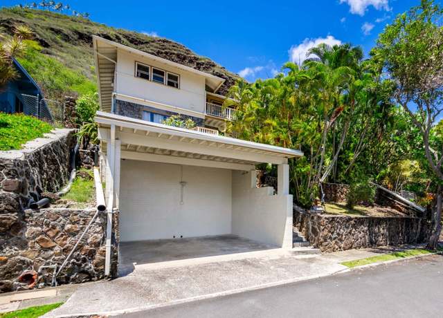 Property at 509 Lawelawe St, Honolulu, HI 96821, 4 beds, 2.5 baths