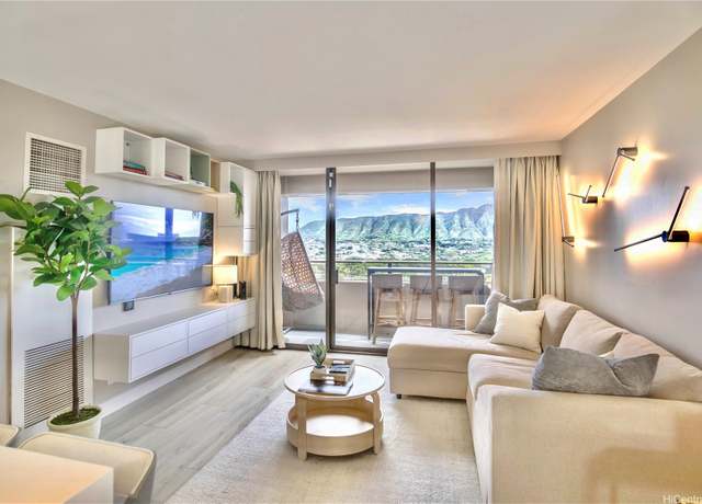 Property at 229 Paoakalani Ave #1513, Honolulu, HI 96815, 2 beds, 1 bath