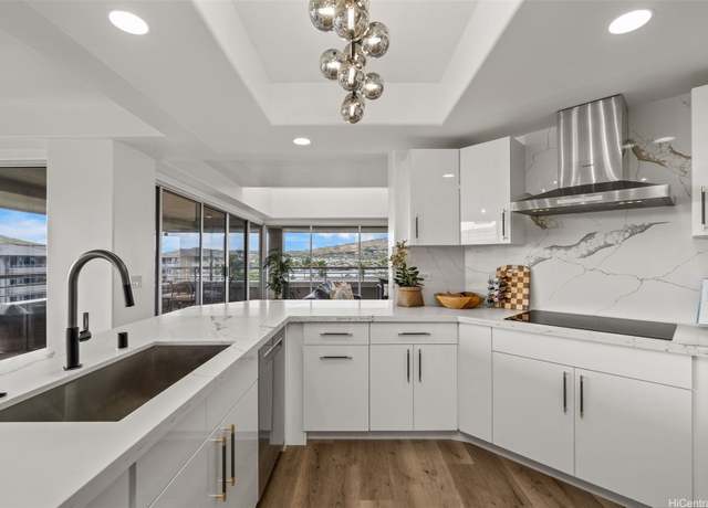 Property at 1 Keahole Pl #2612, Honolulu, HI 96825, 3 beds, 2.5 baths