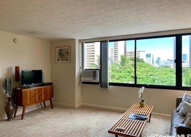 Property at 343 Hobron Ln #605, Honolulu, HI 96815, 1 bed, 1 bath