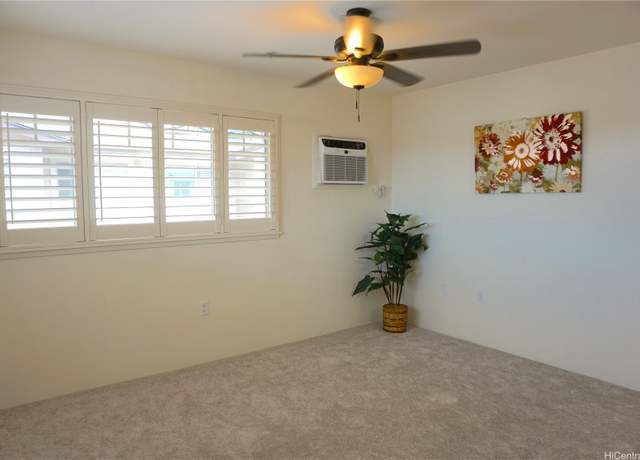 Property at 91-1023 Kamaaha Ave #806, Kapolei, HI 96707, 1 bed, 1 bath