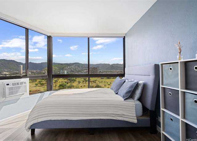 Property at 320 Liliuokalani Ave #1605, Honolulu, HI 96815, 2 beds, 1 bath