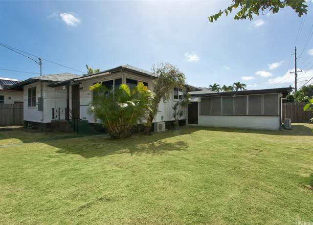 Property at 465 Kalama St, Kailua, HI 96734, 3 beds, 2 baths