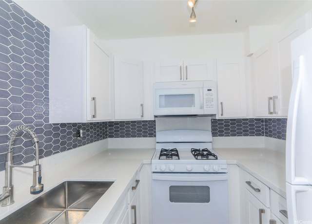Property at 87-126 Helelua St Unit D105, Waianae, HI 96792, 2 beds, 1 bath