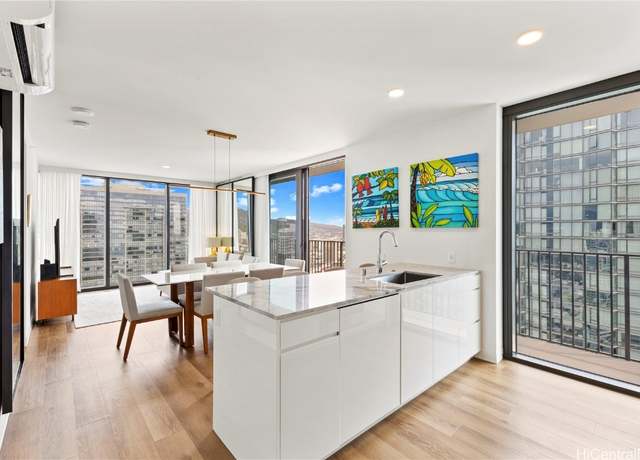 Property at 987 Queen St #3514, Honolulu, HI 96814, 2 beds, 2 baths