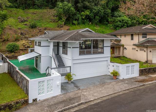 Property at 240 Puiwa Rd, Honolulu, HI 96817, 4 beds, 3 baths