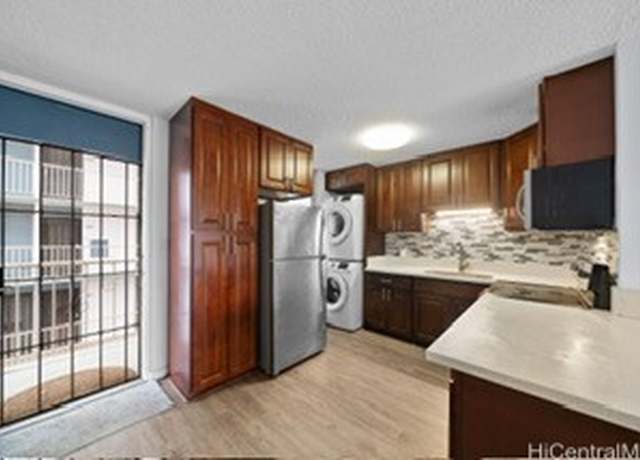 Property at 95-020 Waihonu St Unit C402, Mililani, HI 96789, 2 beds, 1 bath