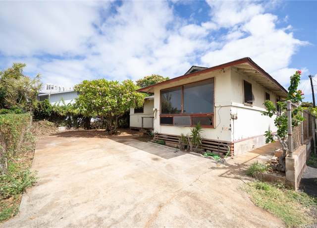 Property at 1143 C 7th Ave, Honolulu, HI 96816, 4 beds, 2.5 baths