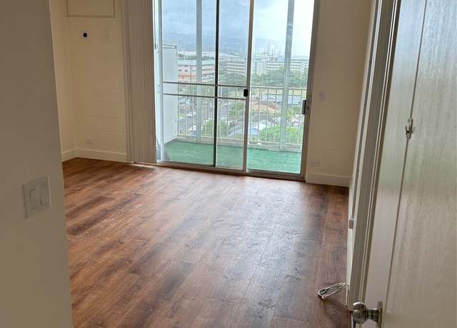 Property at 950 Lehua Ave #801, Pearl City, HI 96782, 2 beds, 1 bath