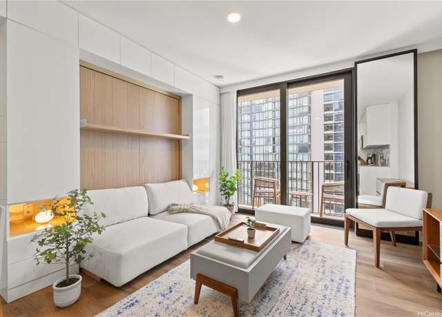 Property at 987 Queen St #3310, Honolulu, HI 96814, 1 bath