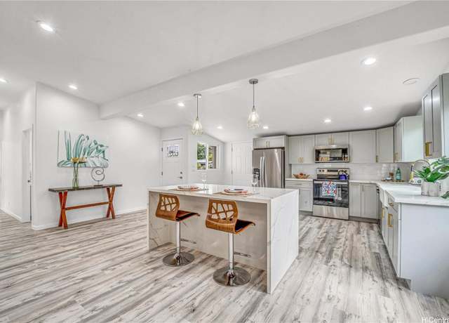 Property at 565 Papalani St, Kailua, HI 96734, 5 beds, 2 baths