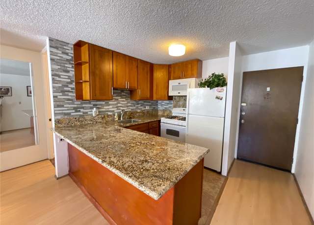 Property at 2452 Tusitala St #703, Honolulu, HI 96815, 1 bed, 1 bath