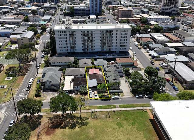 Property at 811 Pumehana St, Honolulu, HI 96826, 3 beds, 1 bath