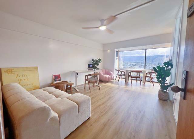 Property at 1750 Kalakaua Ave #1709, Honolulu, HI 96826, 1 bath