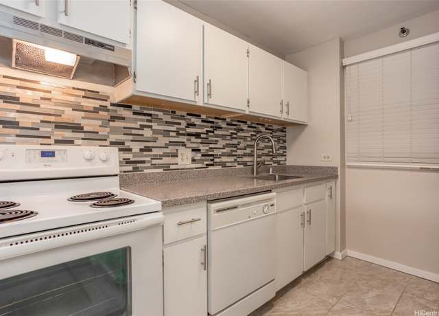 Property at 98-351 Koauka Loop Unit C1004, Aiea, HI 96701, 3 beds, 2 baths