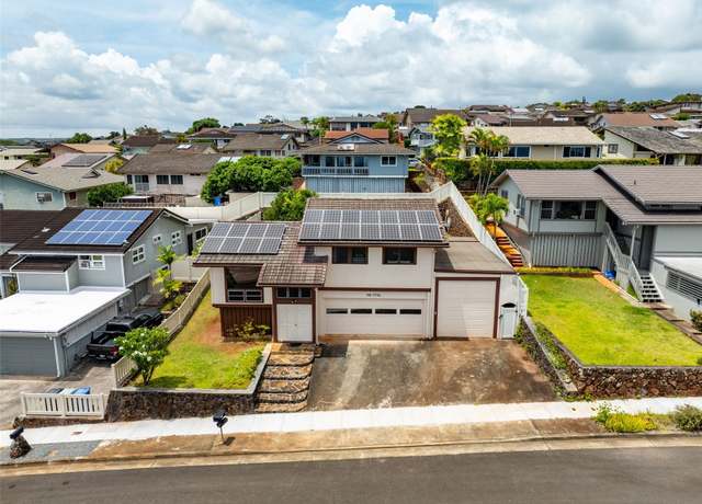 Property at 98-1794 Kupukupu St, Aiea, HI 96701, 3 beds, 1.5 baths