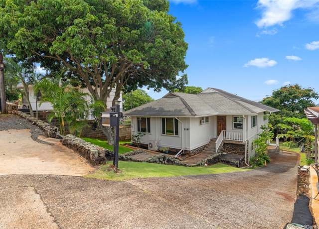 Property at 2107 Makanani Dr, Honolulu, HI 96817, 4 beds, 3 baths