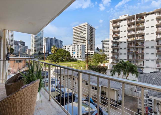 Property at 222 Liliuokalani Ave #302, Honolulu, HI 96815, 2 beds, 2 baths