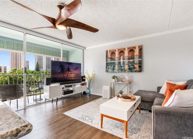 Property at 430 Keoniana St #202, Honolulu, HI 96815, 2 beds, 1.5 baths