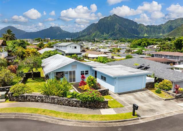 Property at 46-146 Hinalani Pl, Kaneohe, HI 96744, 3 beds, 2 baths