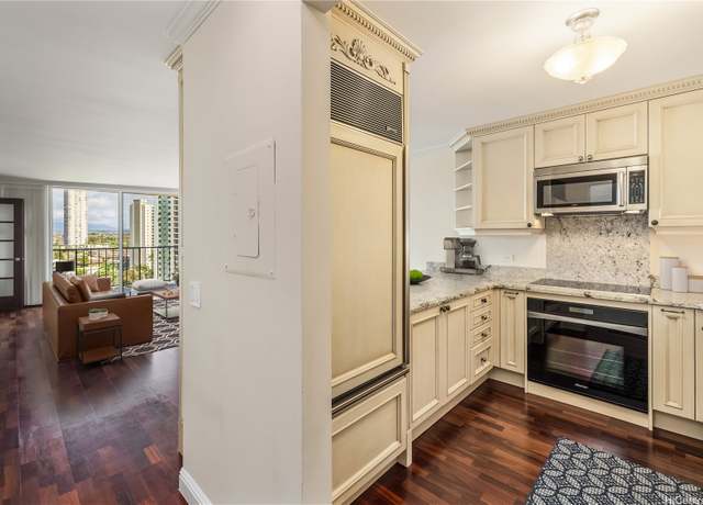 Property at 98-351 Koauka Loop Unit C1506, Aiea, HI 96701, 2 beds, 2 baths