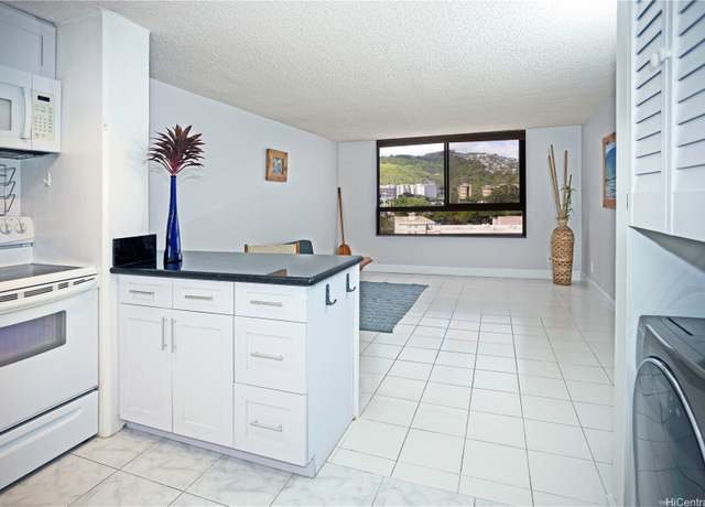Property at 2724 Kahoaloha Ln #902, Honolulu, HI 96826, 1 bath