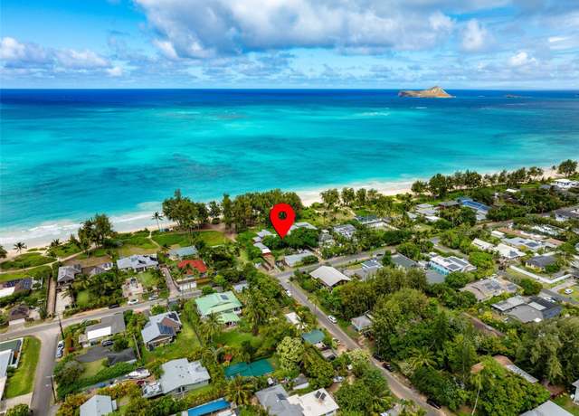 Property at 41-949 Laumilo St, Waimanalo, HI 96795, 6 beds, 5 baths