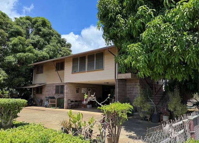 Property at 1916 Kaumualii St, Honolulu, HI 96819, 4 beds, 2.5 baths