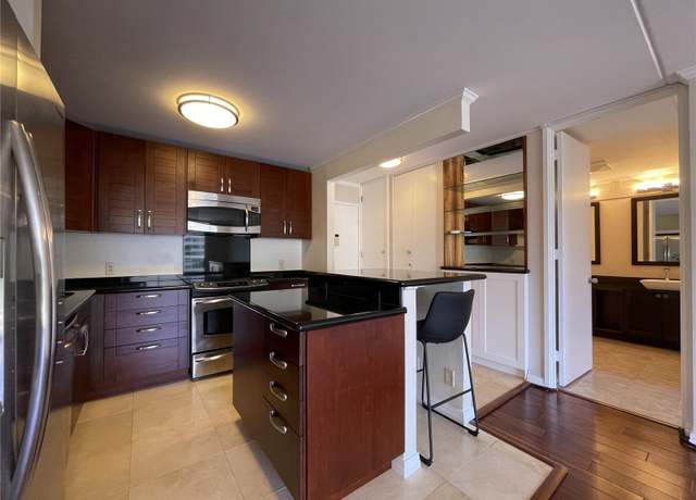 Property at 400 Hobron Ln #905, Honolulu, HI 96815, 1 bed, 1 bath