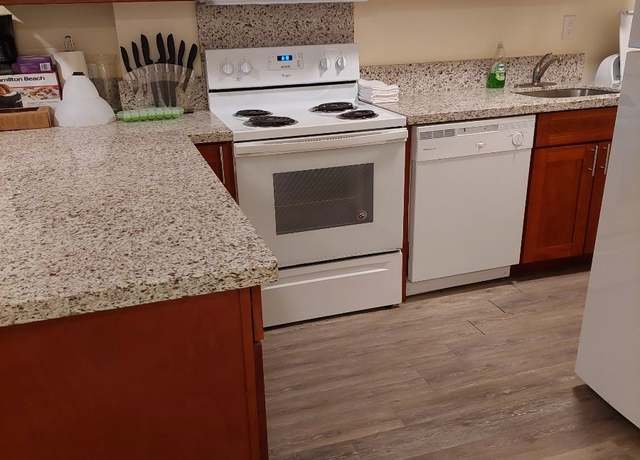 Property at 435 Seaside Ave #807, Honolulu, HI 96815, 1 bed, 1 bath